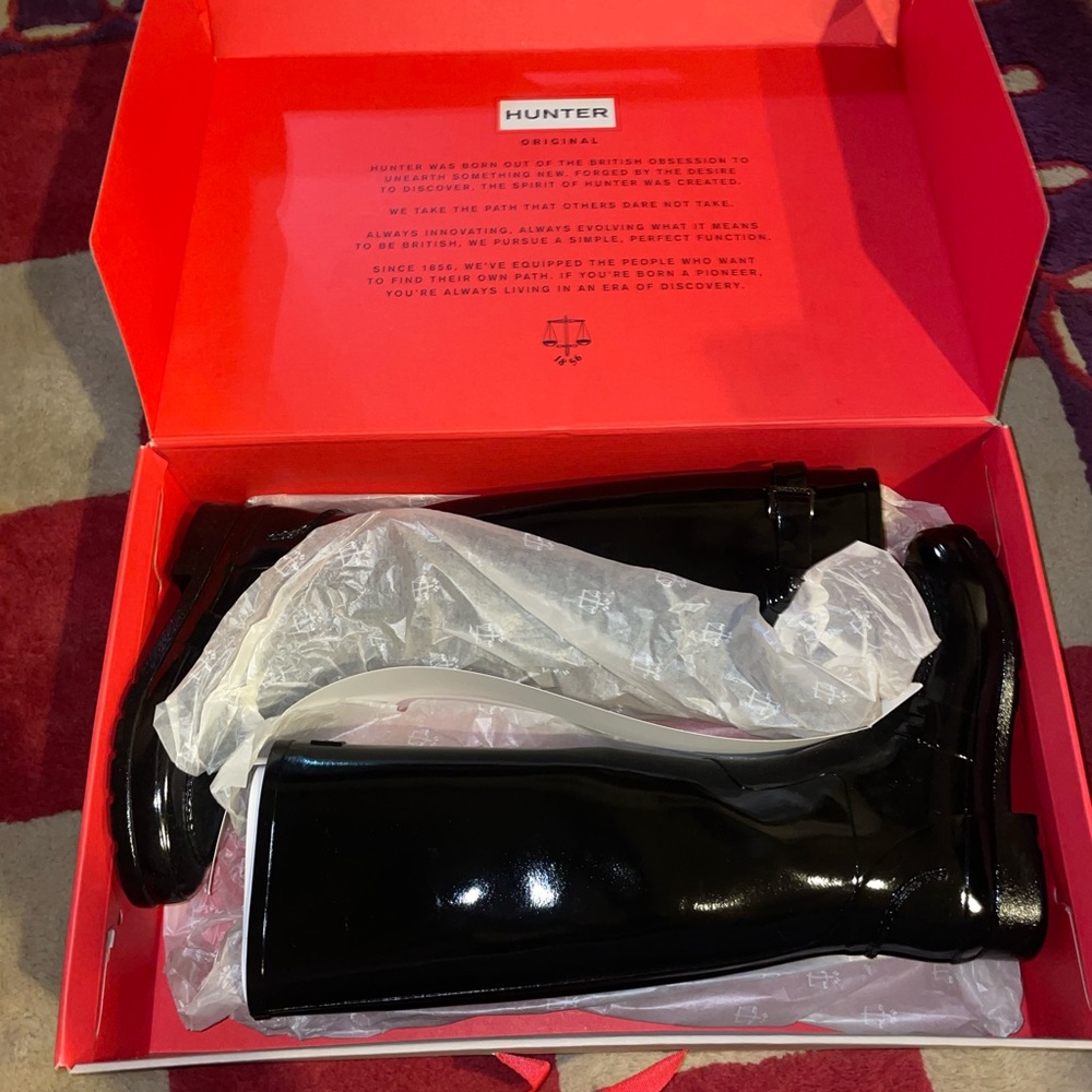 NWT Hunter Boots black size 8